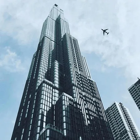 Prince Apartment - Landmark 81 Tower